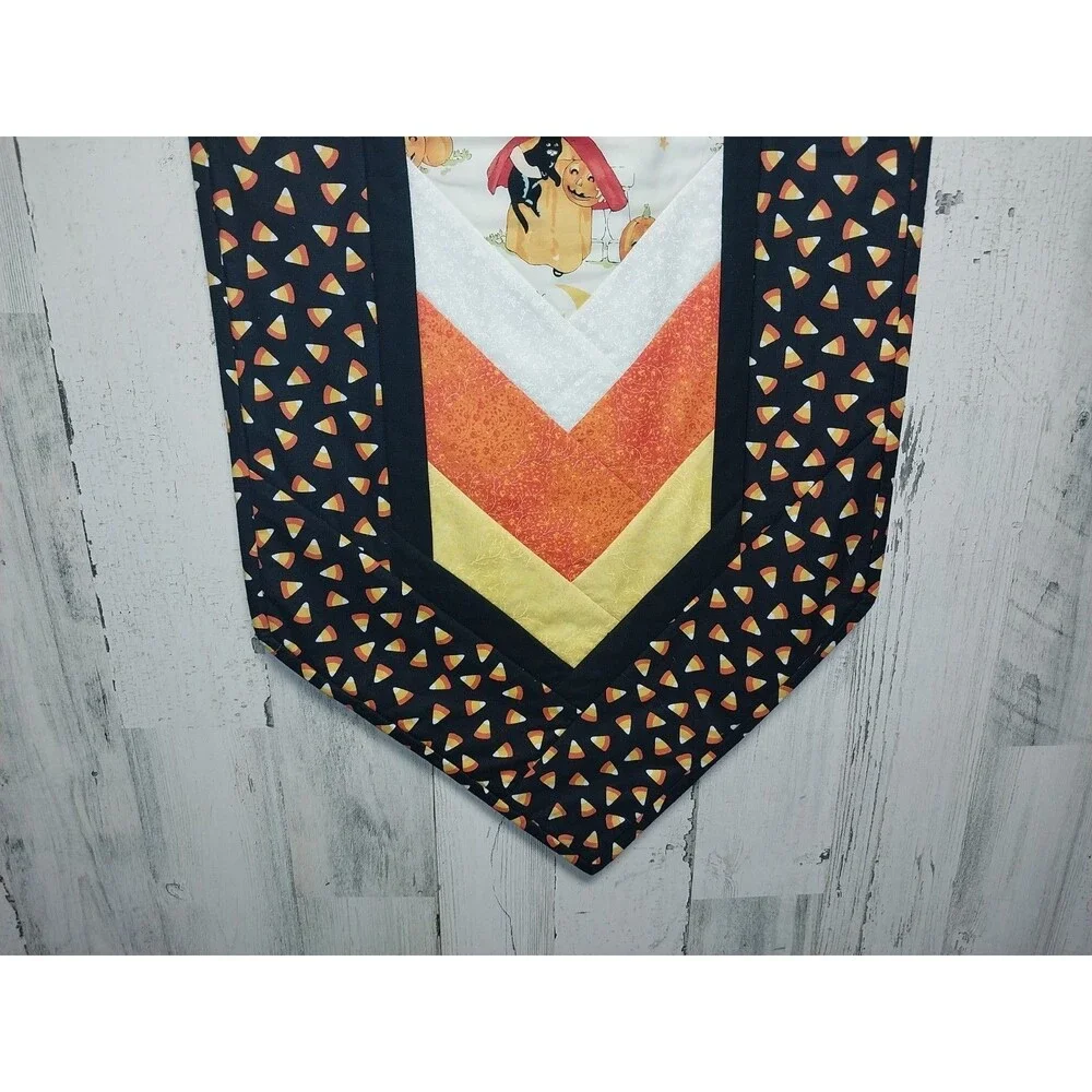 Handmade machine pieced